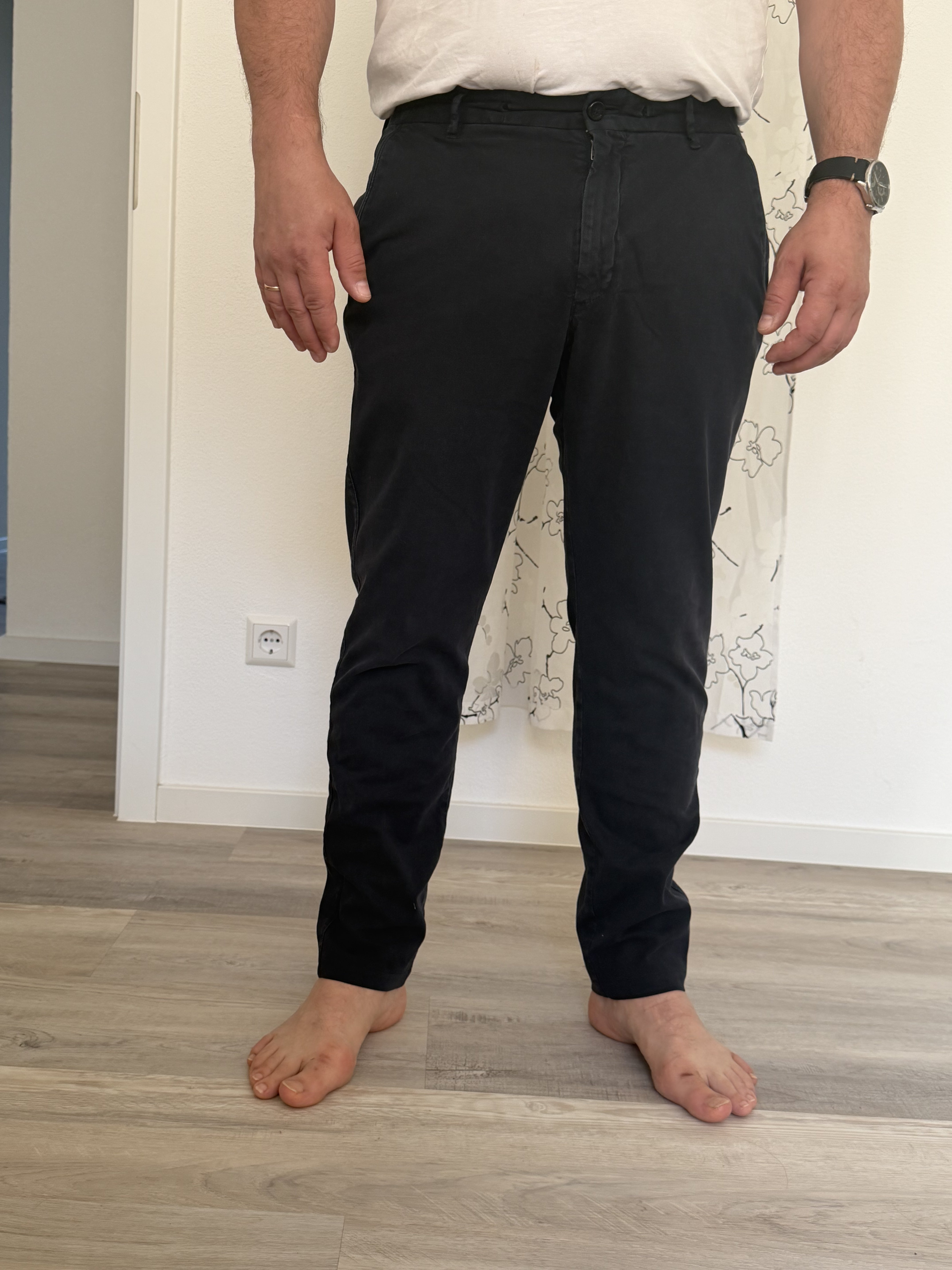 Schwarze Hose – nach der Kürzung